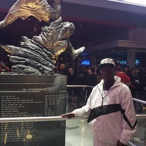 Meet your Posher, Anthia